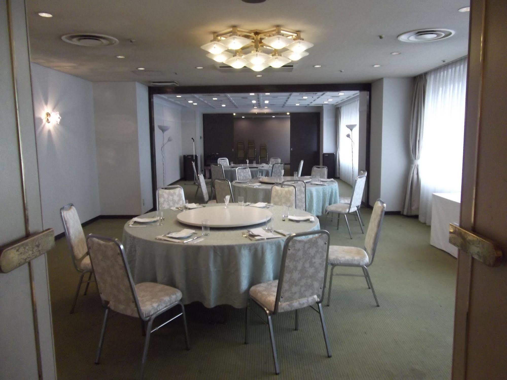Ichikawa Grand Hotel Екстер'єр фото